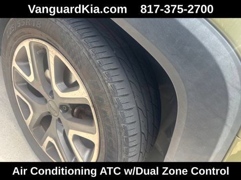 Used 2015 Jeep Renegade Latitude w/ Popular Equipment Group FWD image 5