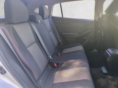 Used 2019 Subaru Crosstrek 2.0i Premium w/ Moonroof Package AWD/4WD image 23