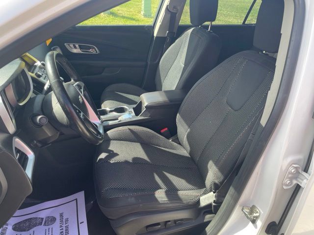Used 2016 Chevrolet Equinox LT w/ Convenience Package AWD/4WD image 18