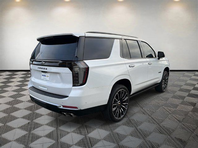 Used 2025 Chevrolet Tahoe High Country AWD/4WD image 5