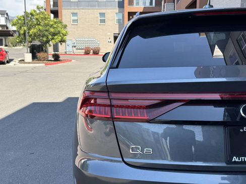 Used 2019 Audi Q8 Premium Plus w/ Premium Plus AWD/4WD image 5