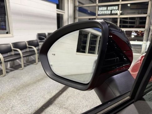 New 2025 Buick Envision Sport Touring image 27