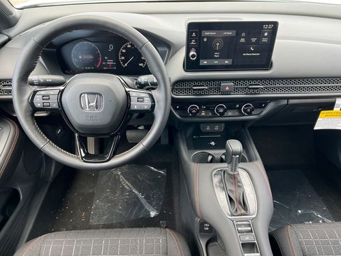 New 2026 Honda HR-V Sport image 3