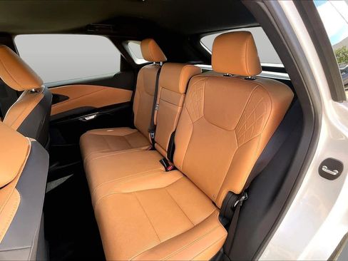 Used 2025 Lexus RX 350 Premium Plus w/ Accessory Package (Z1) FWD image 21