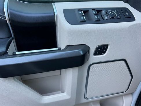 Used 2020 Ford F250 Limited image 11