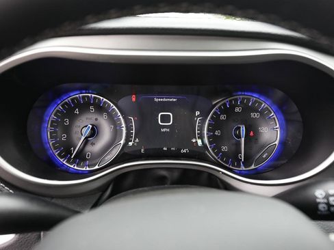 New 2027 Chrysler Pacifica Limited AWD/4WD image 12