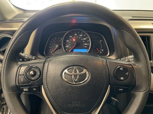 Used 2014 Toyota RAV4 XLE image 18