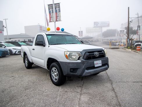 Used 2014 Toyota Tacoma 2WD Regular Cab image 5