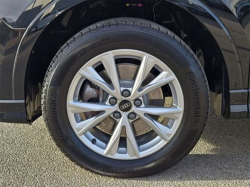 Used 2025 Audi Q3 2.0T Premium w/ Convenience Package image 11