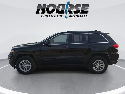 Used 2019 Jeep Grand Cherokee Laredo w/ Security & Convenience Group AWD/4WD image 5