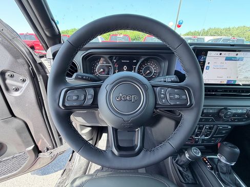 New 2026 Jeep Gladiator Mojave AWD/4WD image 14