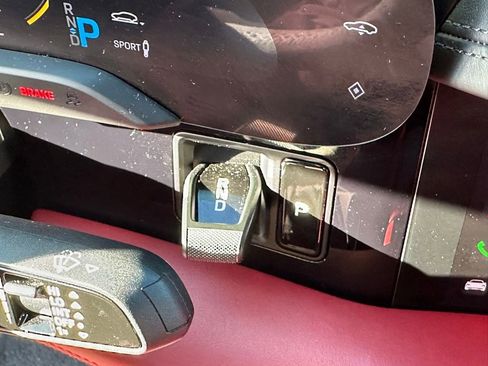 Certified 2023 Porsche Taycan GTS image 34