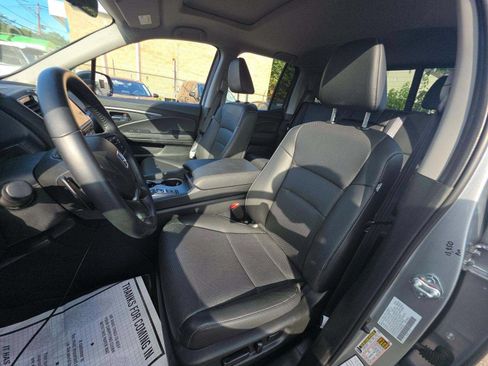 Certified 2025 Honda Ridgeline RTL image 6