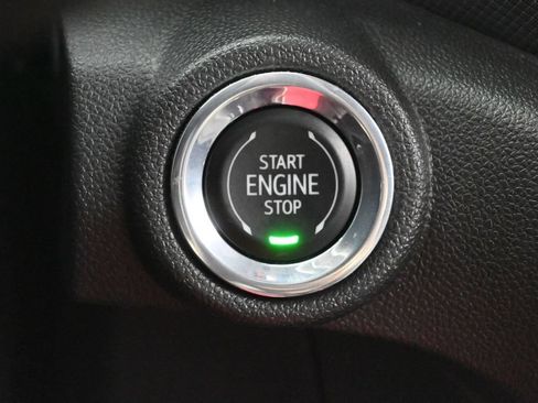 Used 2023 Chevrolet TrailBlazer LT FWD image 26