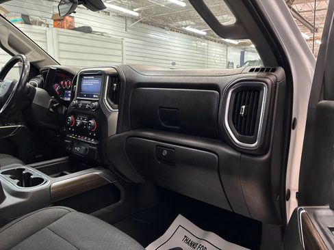 Used 2020 Chevrolet Silverado 1500 LT Trail Boss image 28