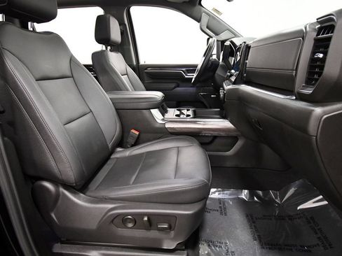 Used 2024 Chevrolet Silverado 2500 LTZ w/ LTZ Plus Package AWD/4WD image 19