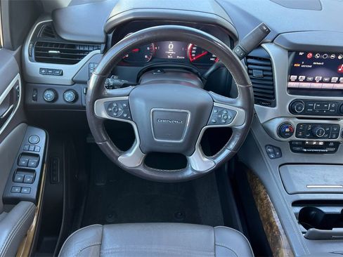 Used 2016 GMC Yukon Denali w/ Open Road Package image 17