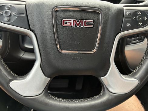 Used 2018 GMC Sierra 1500 SLE w/ SLE Value Package AWD/4WD image 11