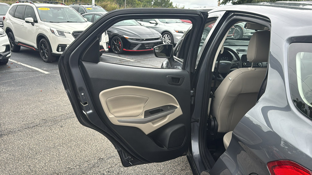 Used 2021 Ford EcoSport S AWD/4WD image 27