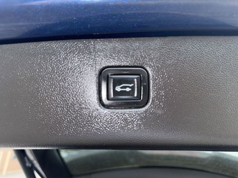 Used 2022 Chevrolet Blazer LT image 10