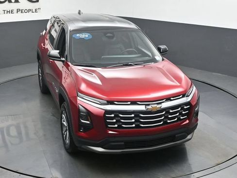 Certified 2026 Chevrolet Equinox LT w/ Convenience Package II AWD/4WD image 48