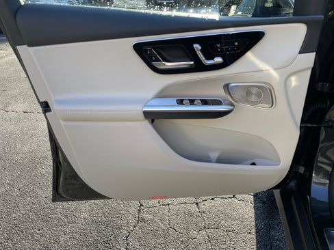 New 2026 Mercedes-Benz GLC 300 4MATIC image 17