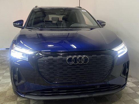 New 2026 Audi Q4 e-tron Premium image 2