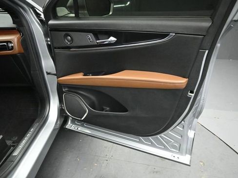 Certified 2023 Lincoln Nautilus Reserve w/ Luxury Package image 34