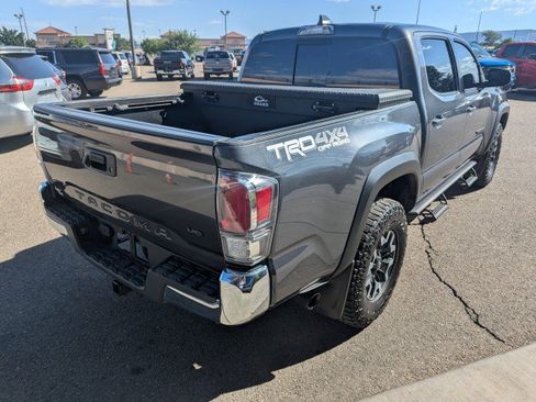 Used 2021 Toyota Tacoma TRD Off-Road AWD/4WD image 6