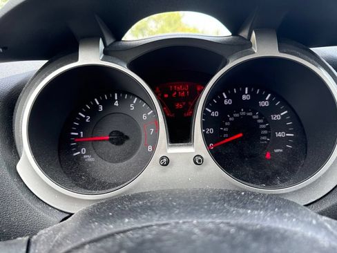 Used 2014 Nissan Juke S FWD image 13