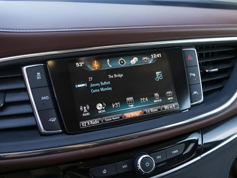 Used 2018 Buick Enclave Avenir w/ Avenir Technology Package image 16