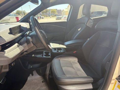 Used 2025 Ford Mustang Mach-E GT image 7