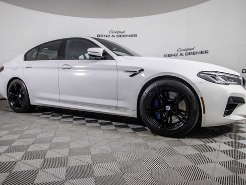Used 2023 BMW M5 w/ Executive Package image 3