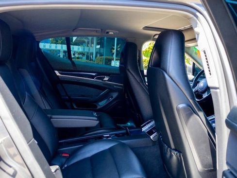 Used 2014 Porsche Panamera S image 14