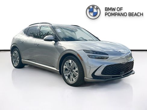 Used 2025 Genesis GV60 RWD image 1