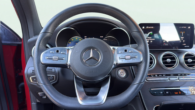 Used 2020 Mercedes-Benz GLC 300 image 15