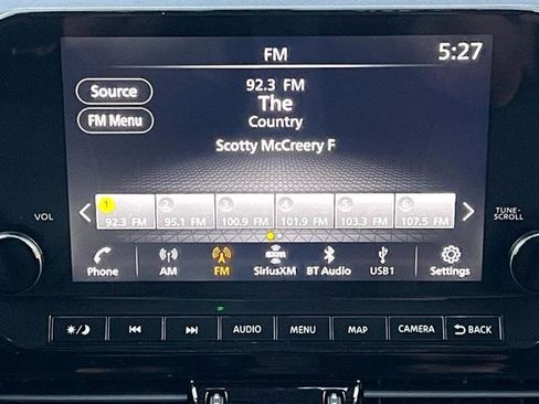 Used 2023 Nissan Pathfinder SL w/ Lighting Package (N92) image 33