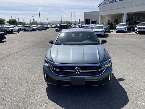 Certified 2024 Volkswagen Jetta Sport FWD image 34