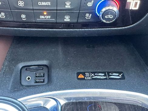 Used 2021 Buick Enclave Avenir image 37