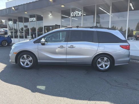 Used 2018 Honda Odyssey EX-L image 3
