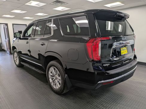 Used 2023 GMC Yukon SLT image 6