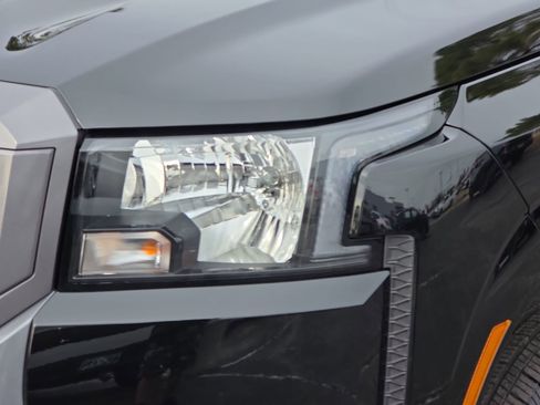 Certified 2025 Nissan Frontier SV w/ SV Convenience Package image 27