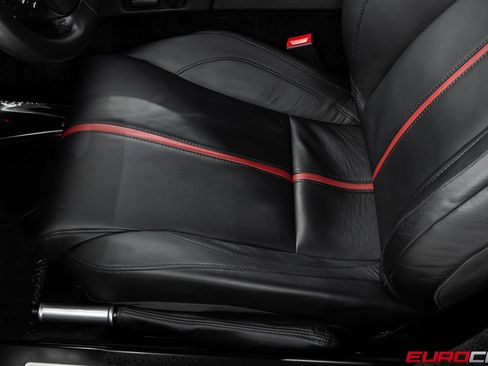 Used 2017 Aston Martin V12 Vantage S image 42