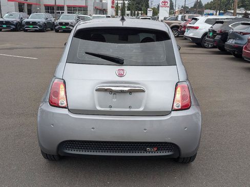 Used 2018 FIAT 500 e w/ Esport Package FWD image 4
