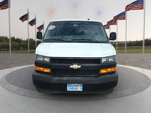 Used 2023 Chevrolet Express 3500 Extended w/ Driver Convenience Package RWD image 2