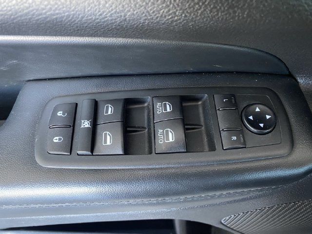 Used 2021 Jeep Grand Cherokee Laredo X AWD/4WD image 20