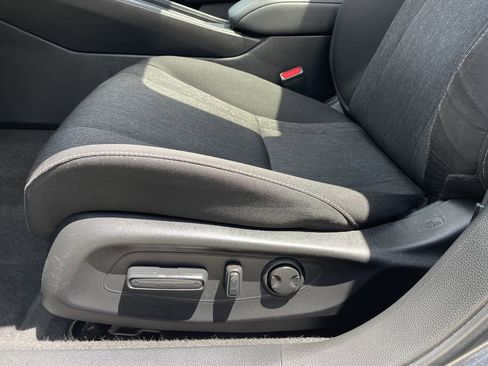 Used 2025 Honda Accord SE image 19