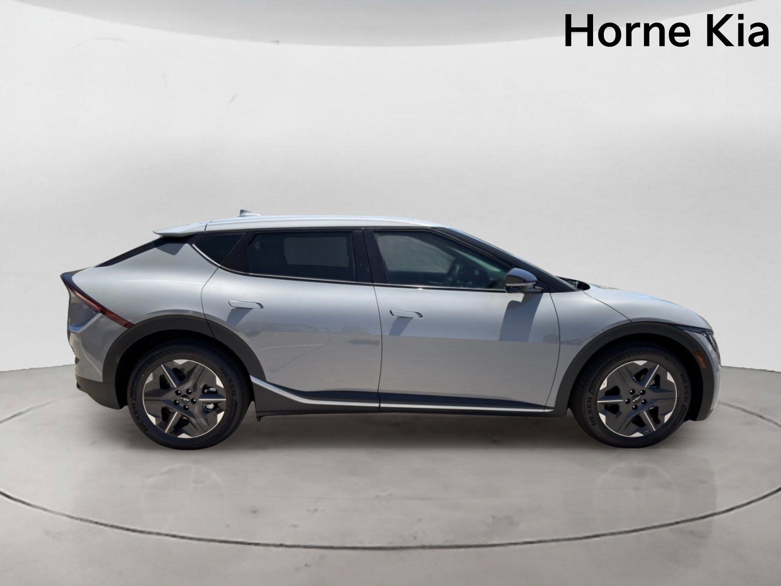 New 2026 Kia EV6 Light RWD image 3
