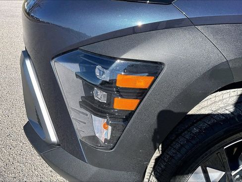 Used 2025 Hyundai Kona SEL image 26