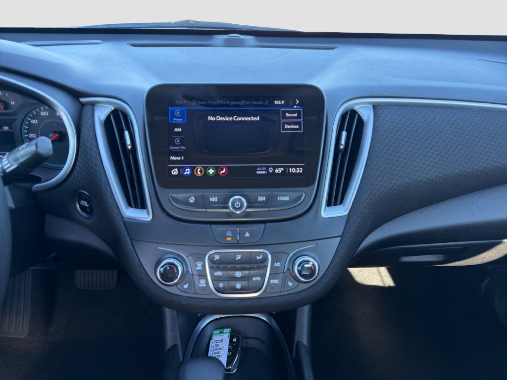 Used 2024 Chevrolet Malibu LT FWD image 16